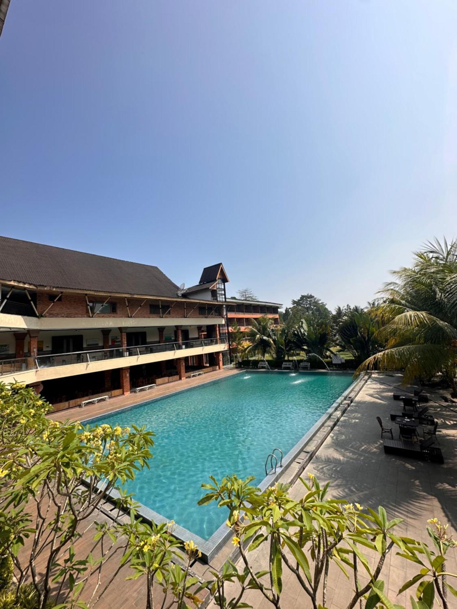Grand Mulya Hotel Bogor Exterior photo
