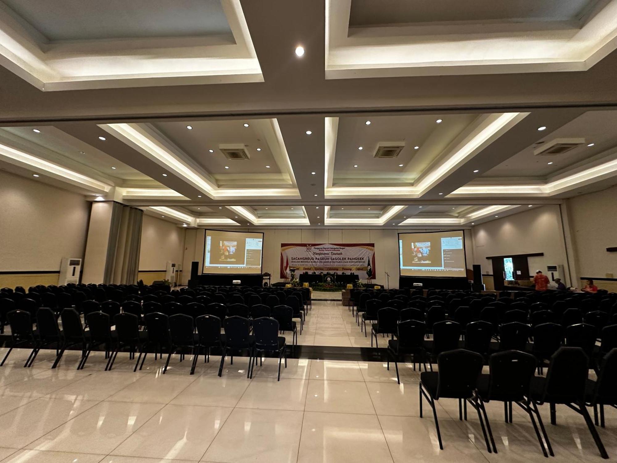 Grand Mulya Hotel Bogor Exterior photo