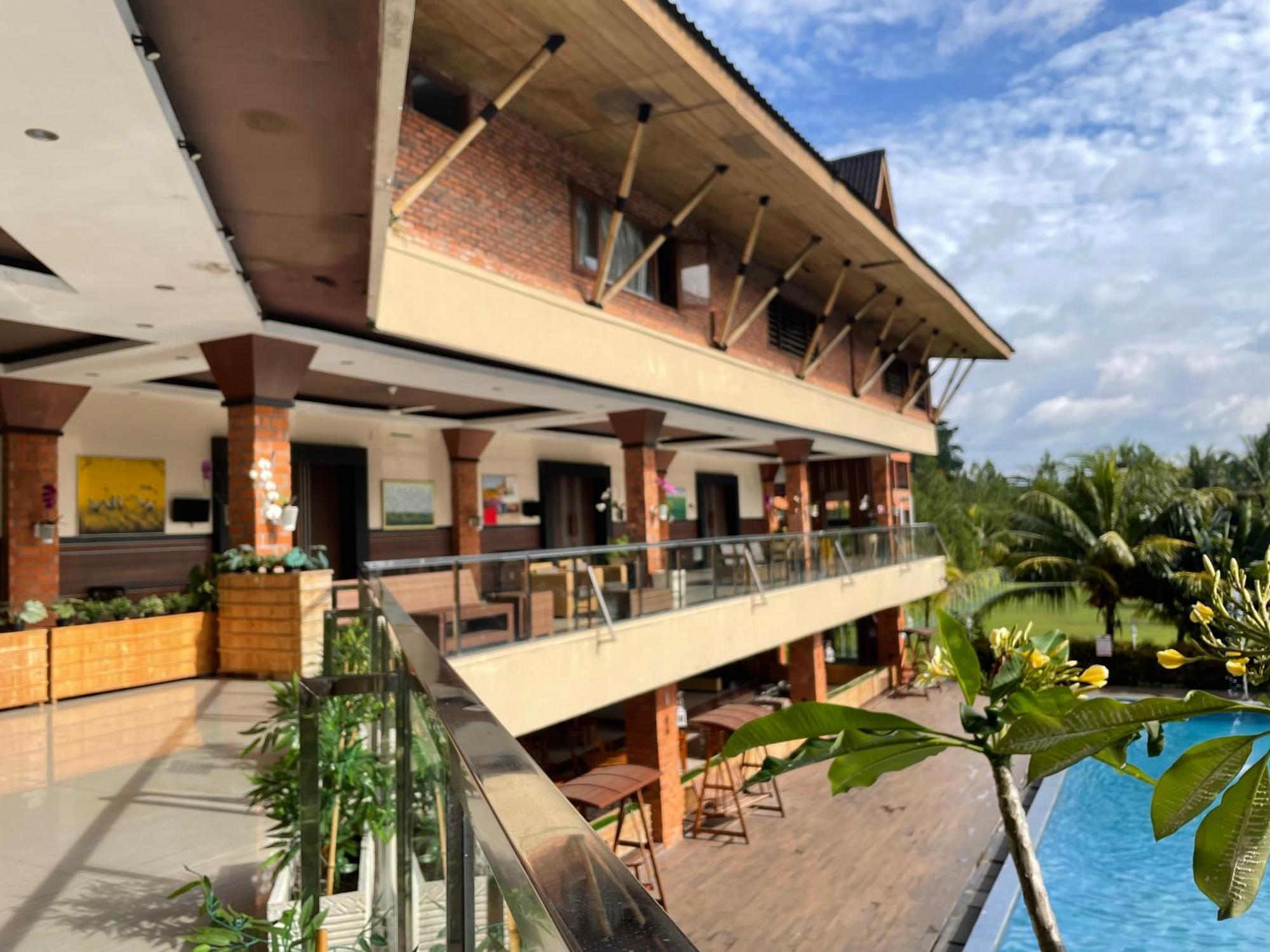 Grand Mulya Hotel Bogor Exterior photo