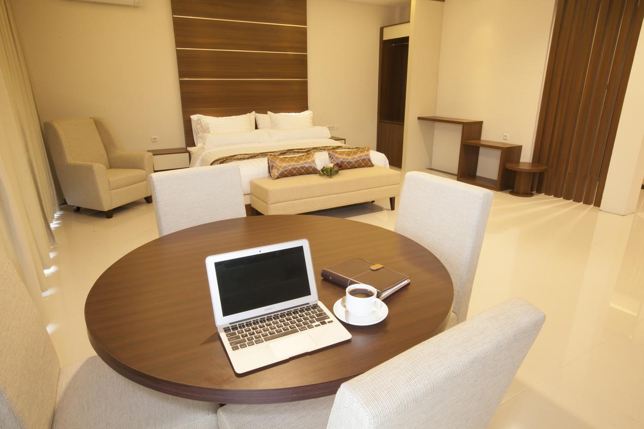 Grand Mulya Hotel Bogor Exterior photo