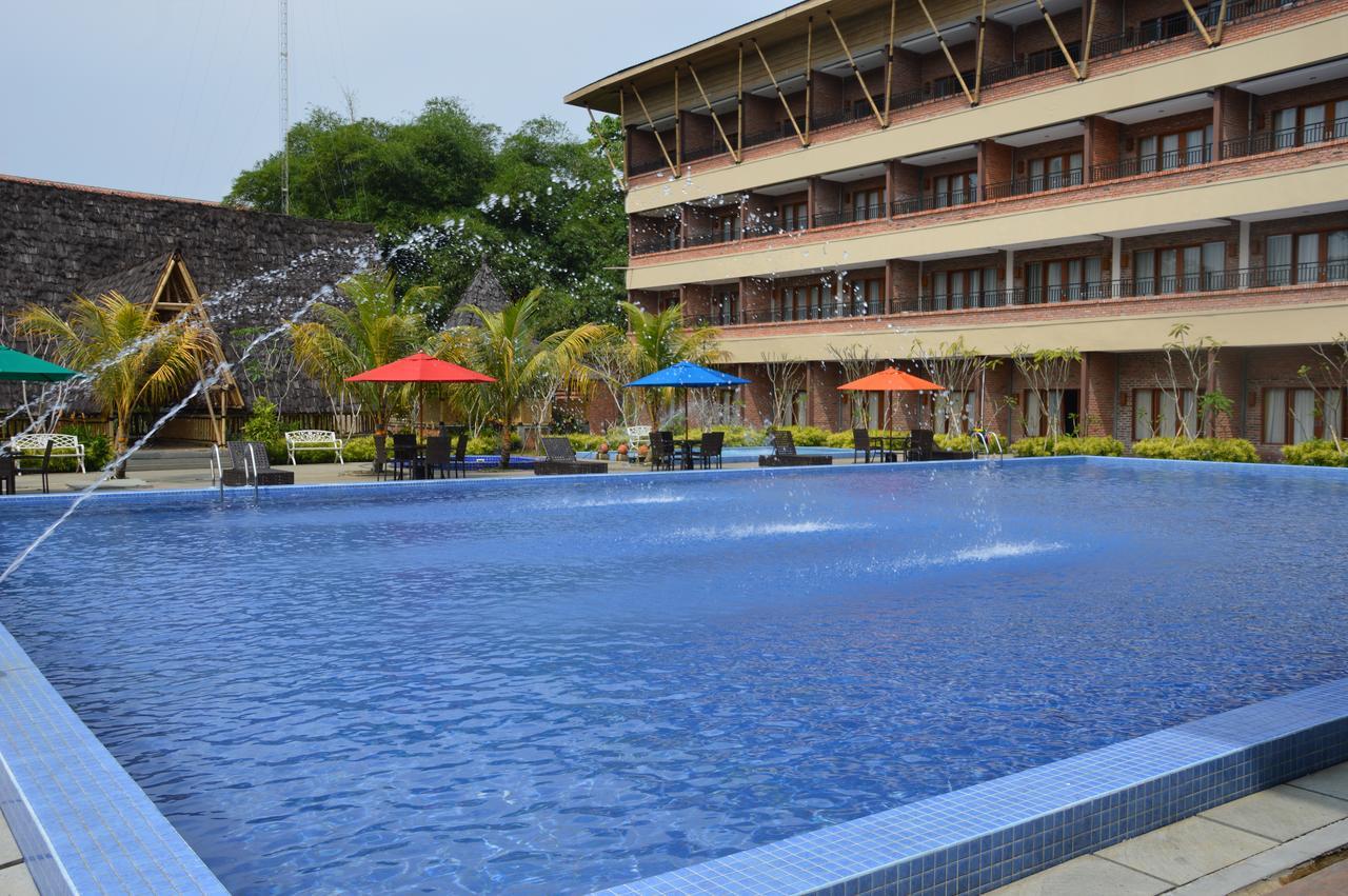 Grand Mulya Hotel Bogor Exterior photo